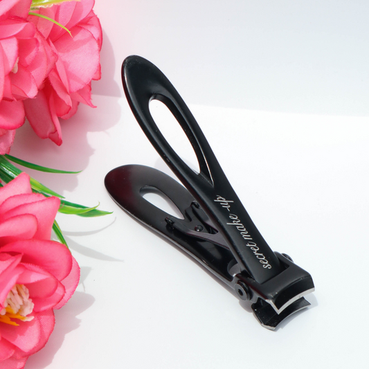 Secret Nail Clipper